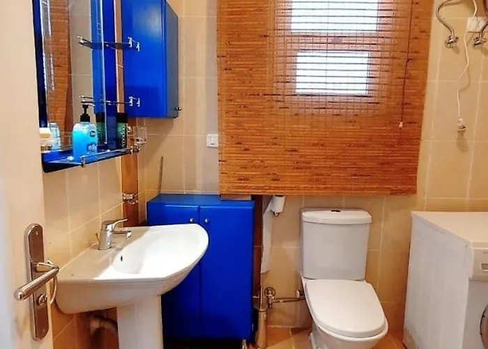 The Beautiful Sea View, Swimming Pools Apartment *